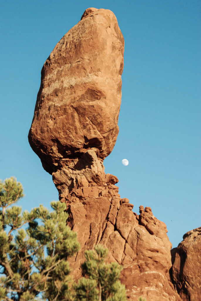 balancedrockamongotherthings1